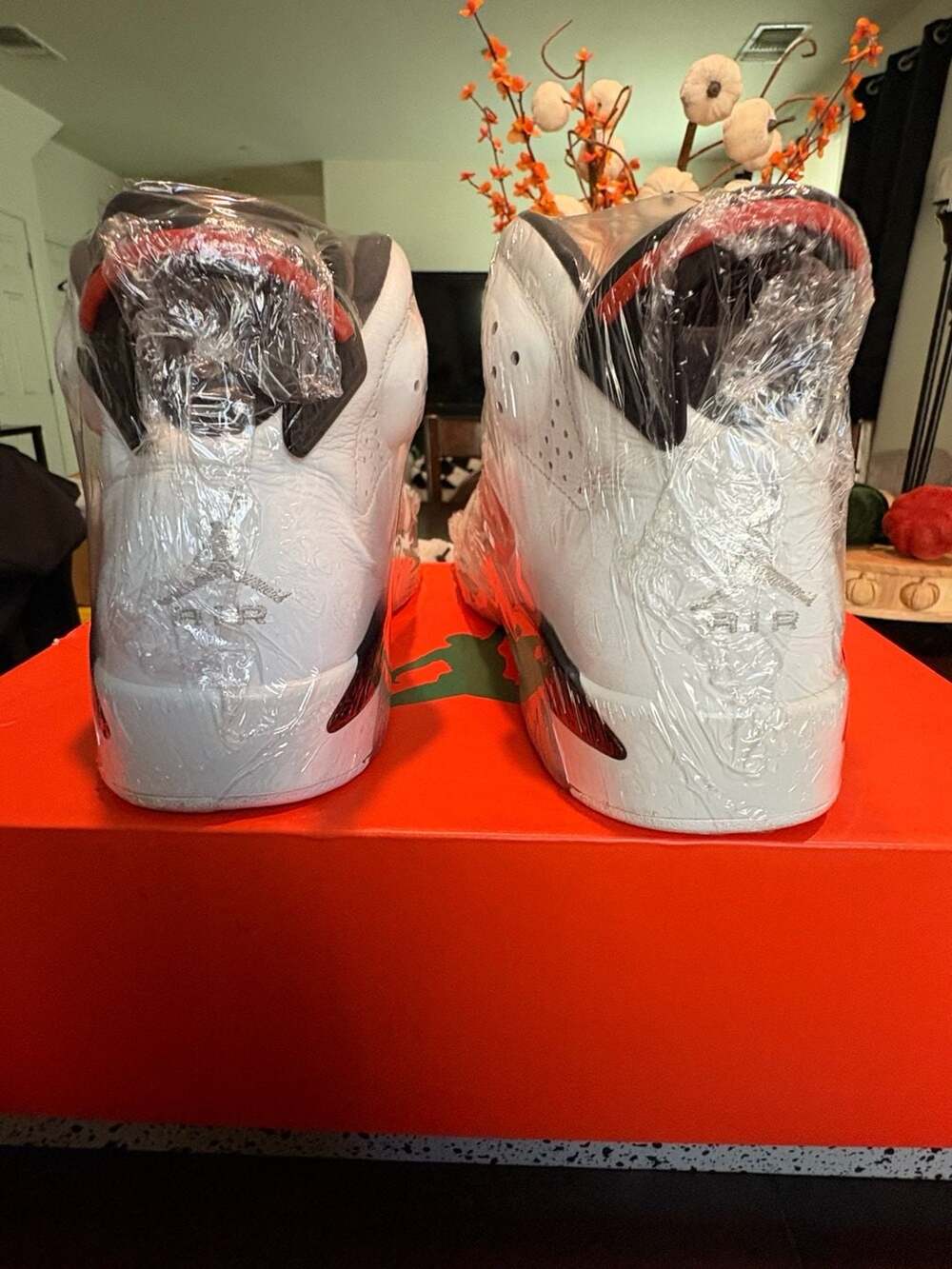Air Jordan 6 Retro Gatorade Like Mike White Orange Sneakers - Picture 4 of 10